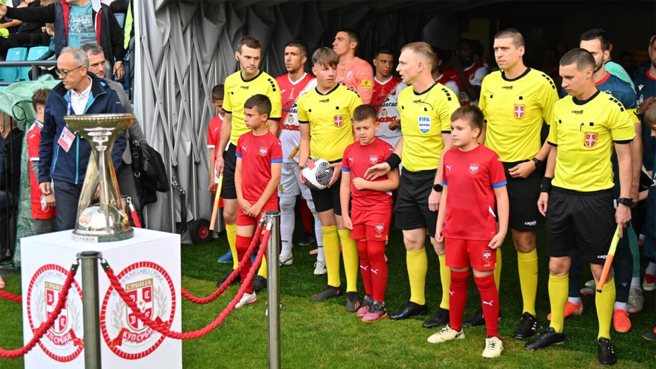 Gest vredan pažnje na finalu Kupa Srbije – Nemanja, nisi sam!
