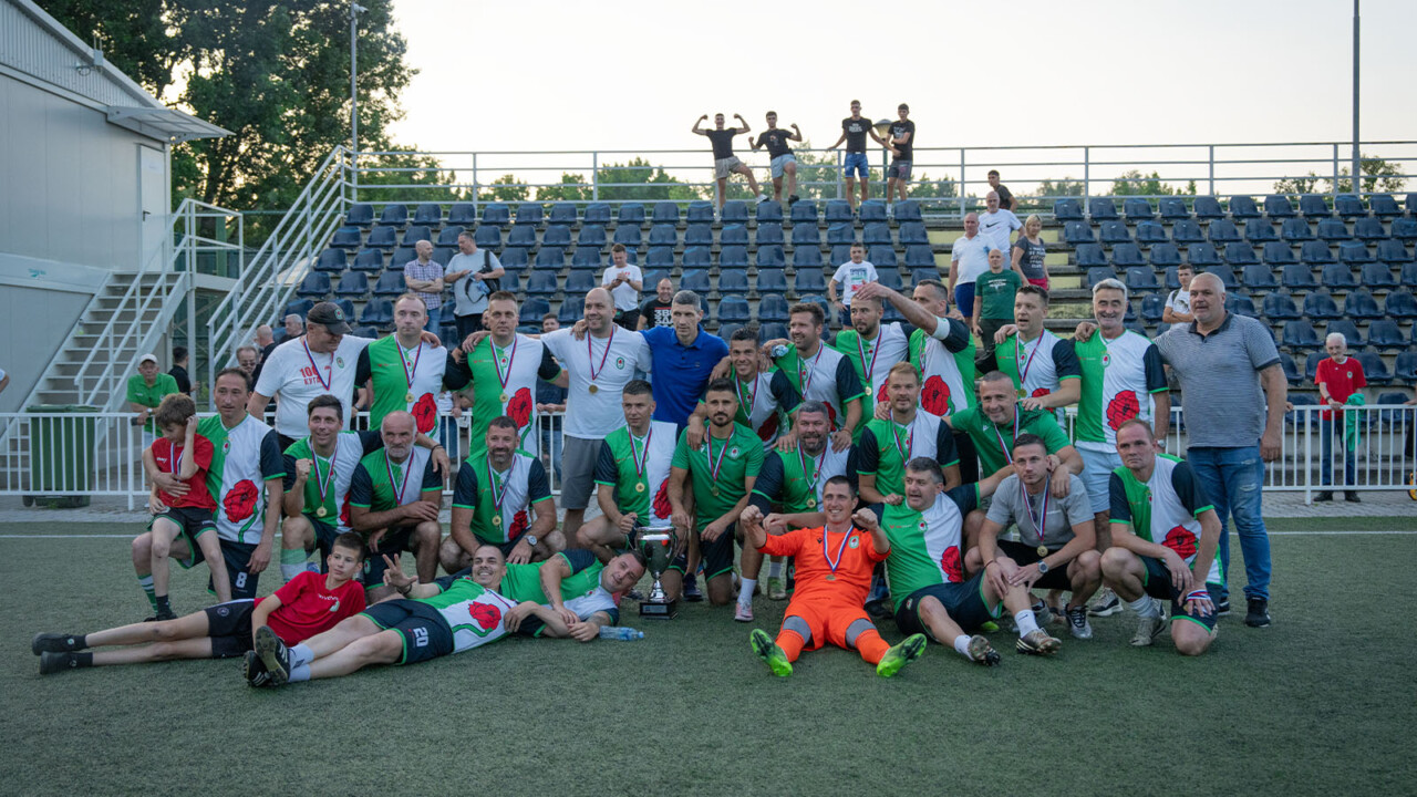 Veterani Zvezdare osvojili Kup Fudbalskog saveza Beograda!